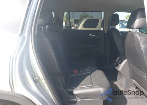 2018 Volkswagen Atlas 3.6L V6 Se из США, поврежденный, VIN 1V2KR2CA4JC574338